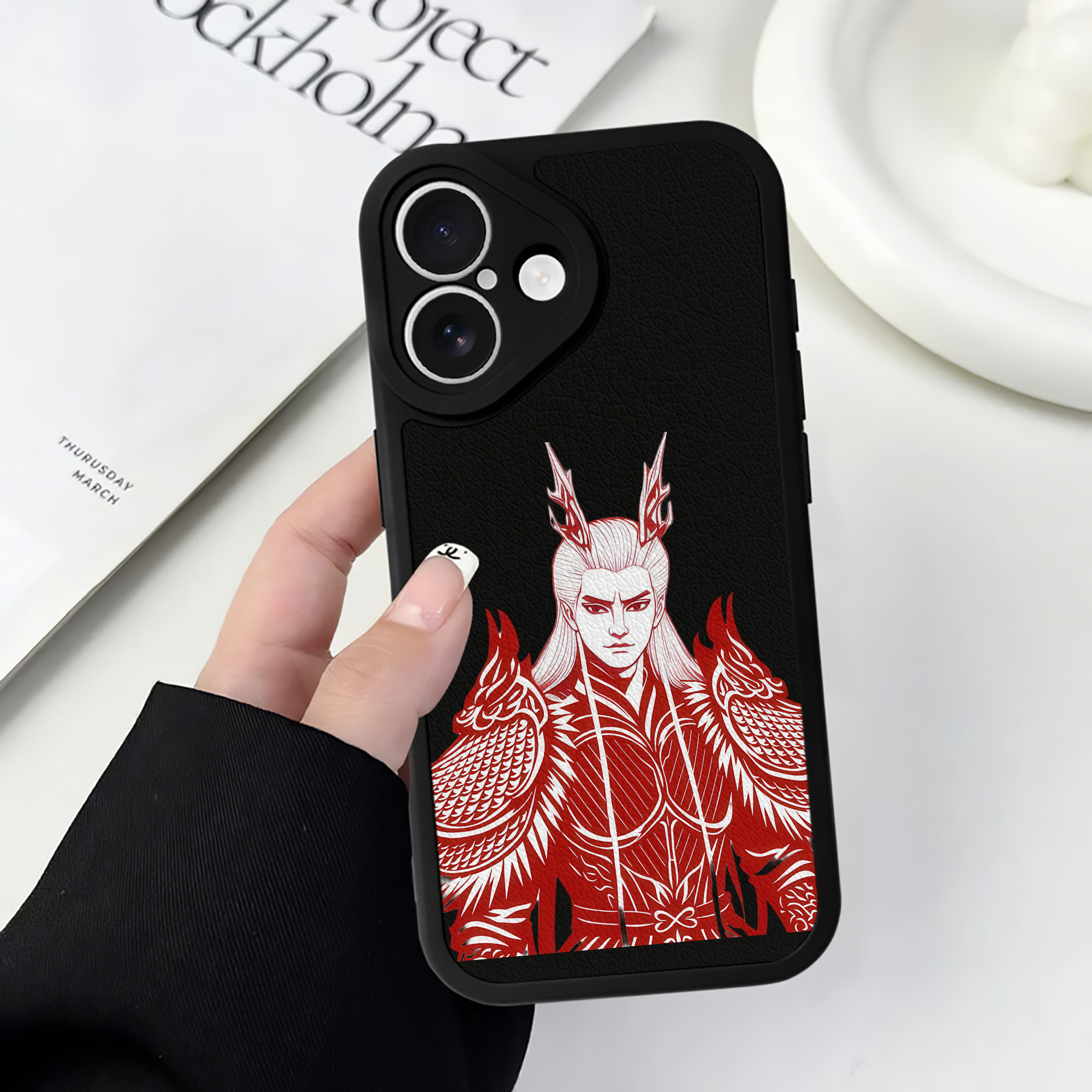 （画像用） Ne Zha 2 ナタ 魔童の大暴れ 【iPhone 16シリーズ対応】シリコンスマホケース（レザー調） 材質：シリコン